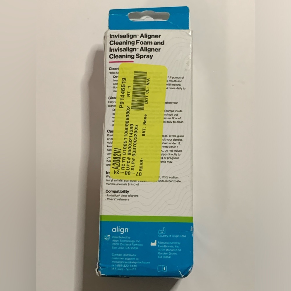 Invisalign Essentials Kit - Picture 2 of 2